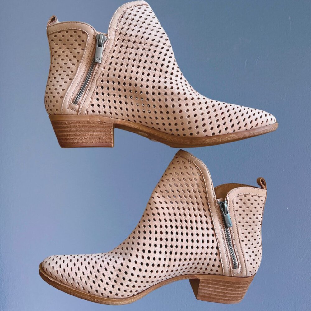 *NWT* Perforated Leather Ankle Boot with Suede I W10